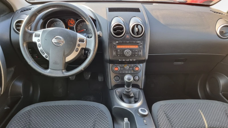 Nissan Qashqai 2.0i GAS 6ck , снимка 11 - Автомобили и джипове - 49007200