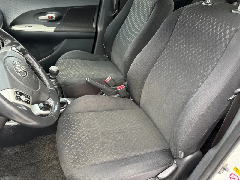 Toyota Urban Cruiser 1.4D4d AWD* НОВ ВНОС* , снимка 11 - Автомобили и джипове - 50348556