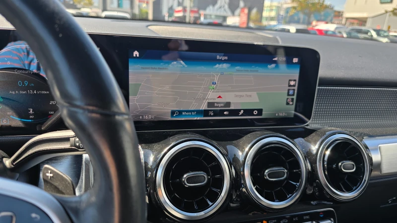 Mercedes-Benz GLB 250 4matic, снимка 11 - Автомобили и джипове - 52435132