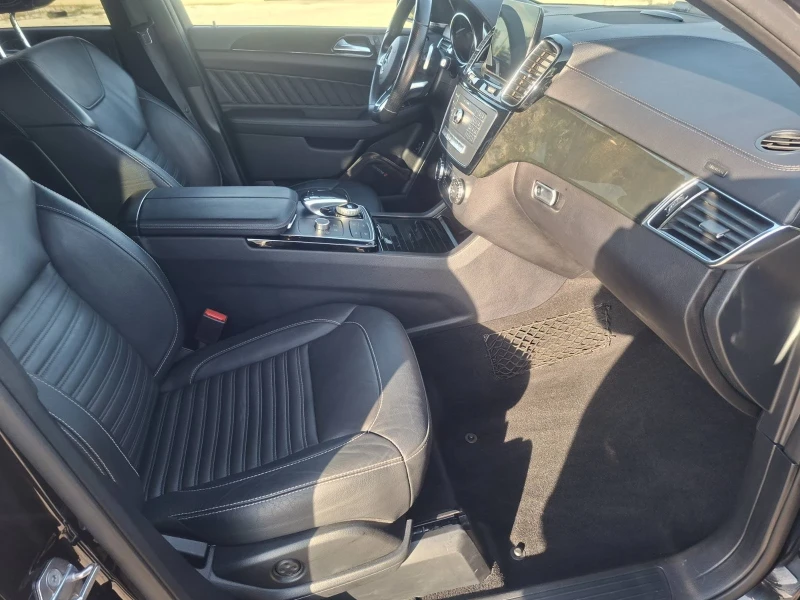 Mercedes-Benz GLE 350d4x4AMGШвейцария, снимка 16 - Автомобили и джипове - 52664963