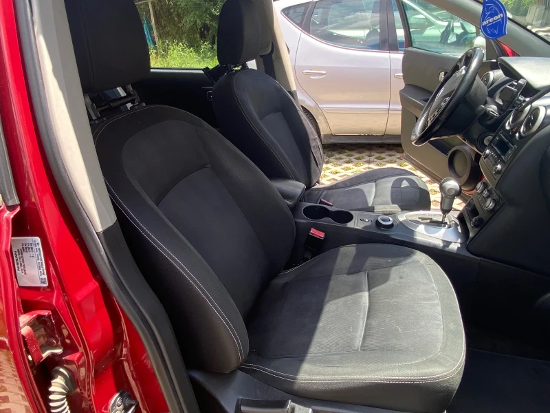 Nissan Qashqai 4х4, бензин, 2.0, автоматик, снимка 8 - Автомобили и джипове - 52996185