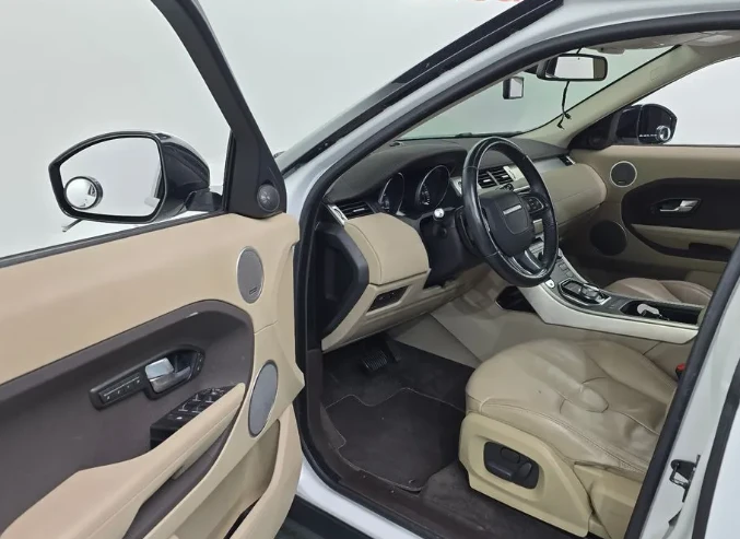 Land Rover Evoque 2.2d - изображение 10