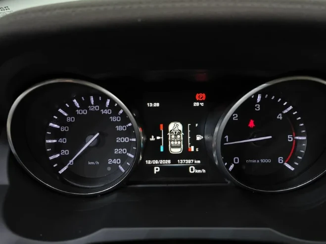 Land Rover Evoque 2.2d - изображение 8