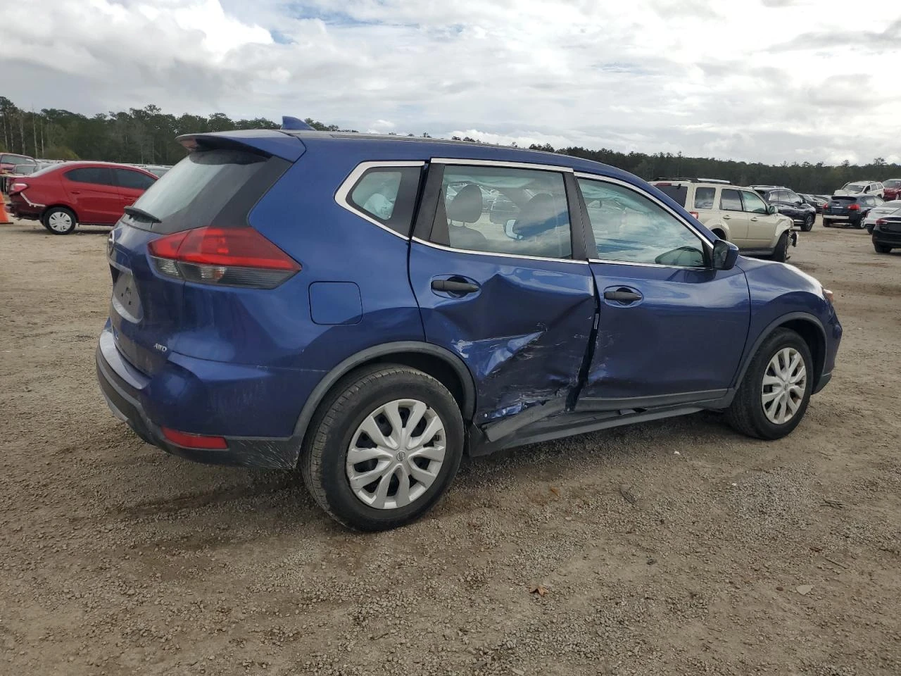 Nissan Rogue S - изображение 3