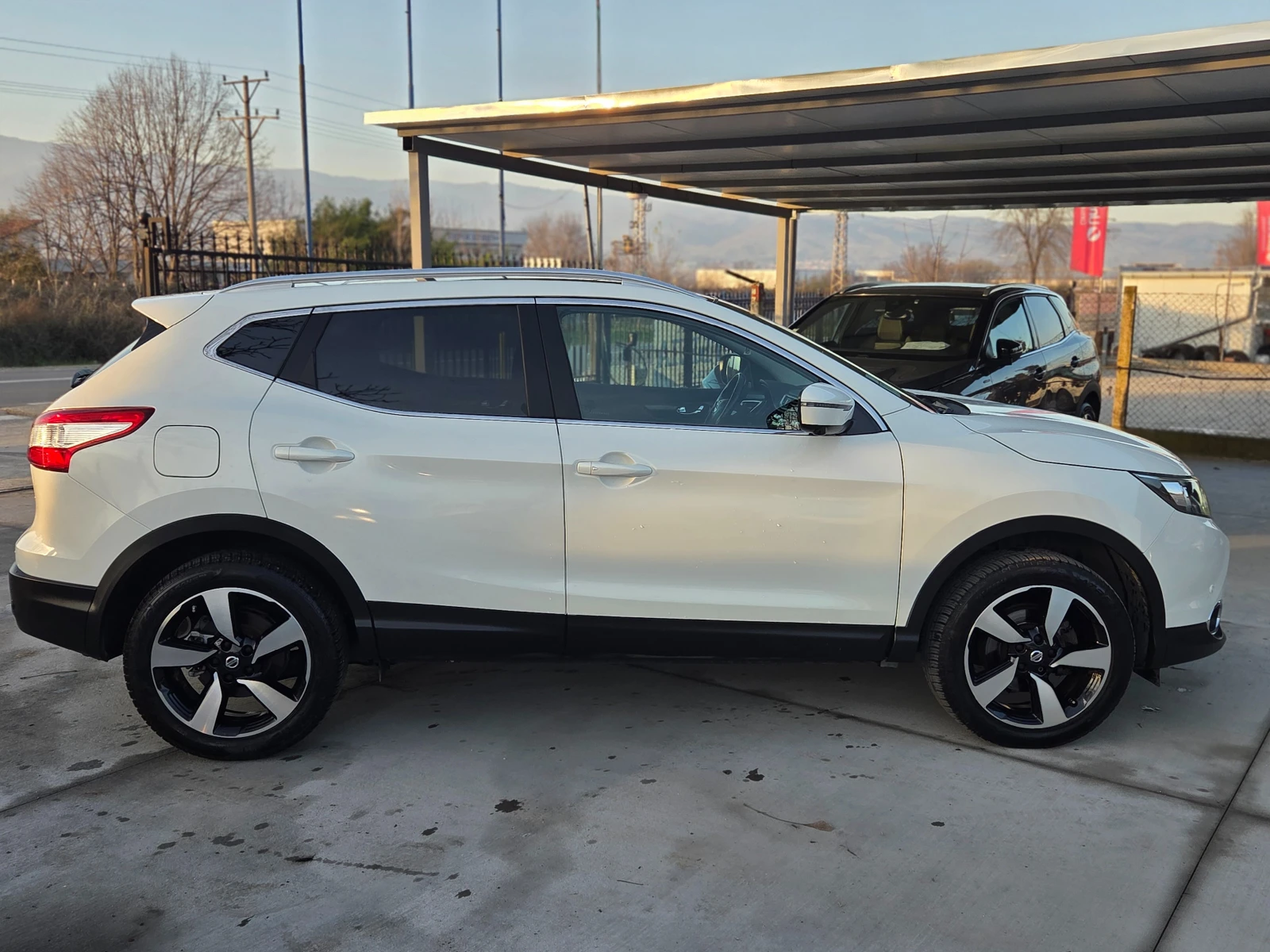 Nissan Qashqai 1.2 T PANORAMA* * 360-KAMERA* KAYLESS GO* *  | Mobile.bg   4