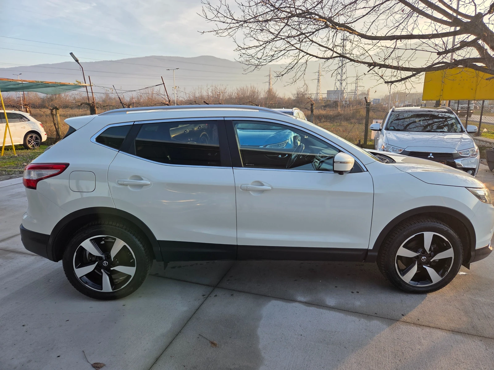 Nissan Qashqai 1.2 T PANORAMA* * 360-KAMERA* KAYLESS GO* *  | Mobile.bg   16