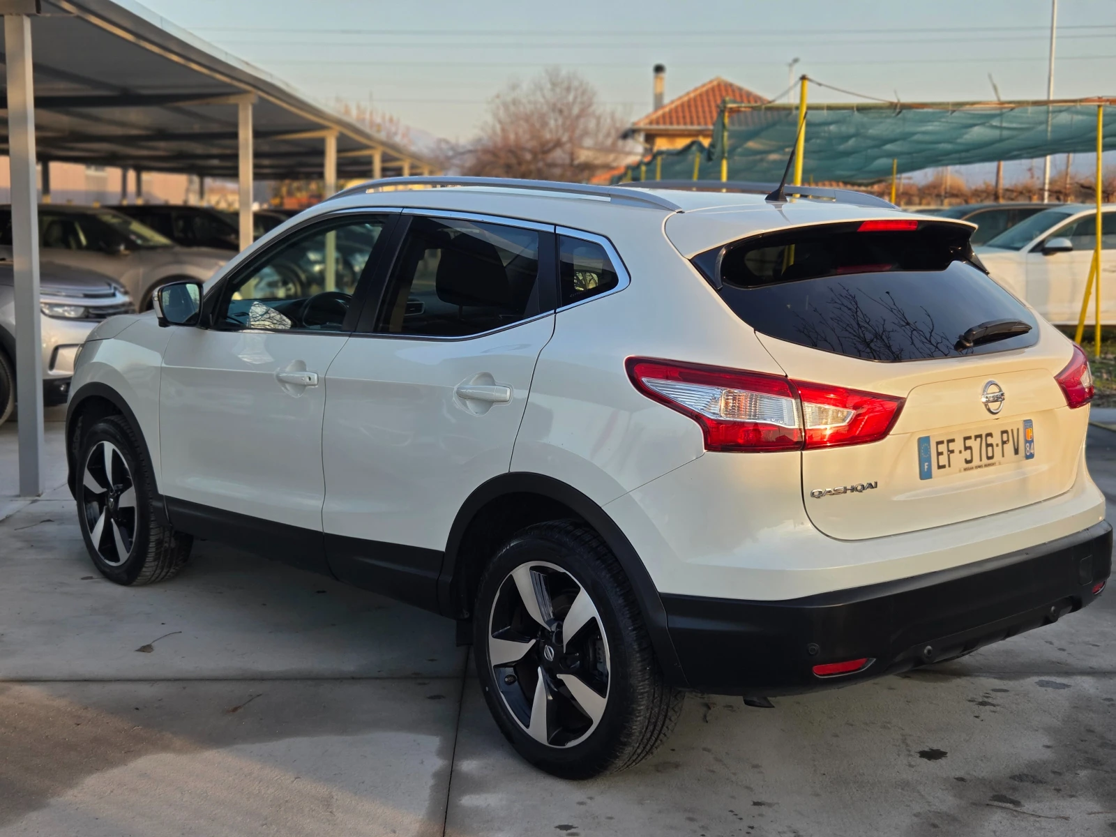 Nissan Qashqai 1.2 T PANORAMA* * 360-KAMERA* KAYLESS GO* *  | Mobile.bg   2