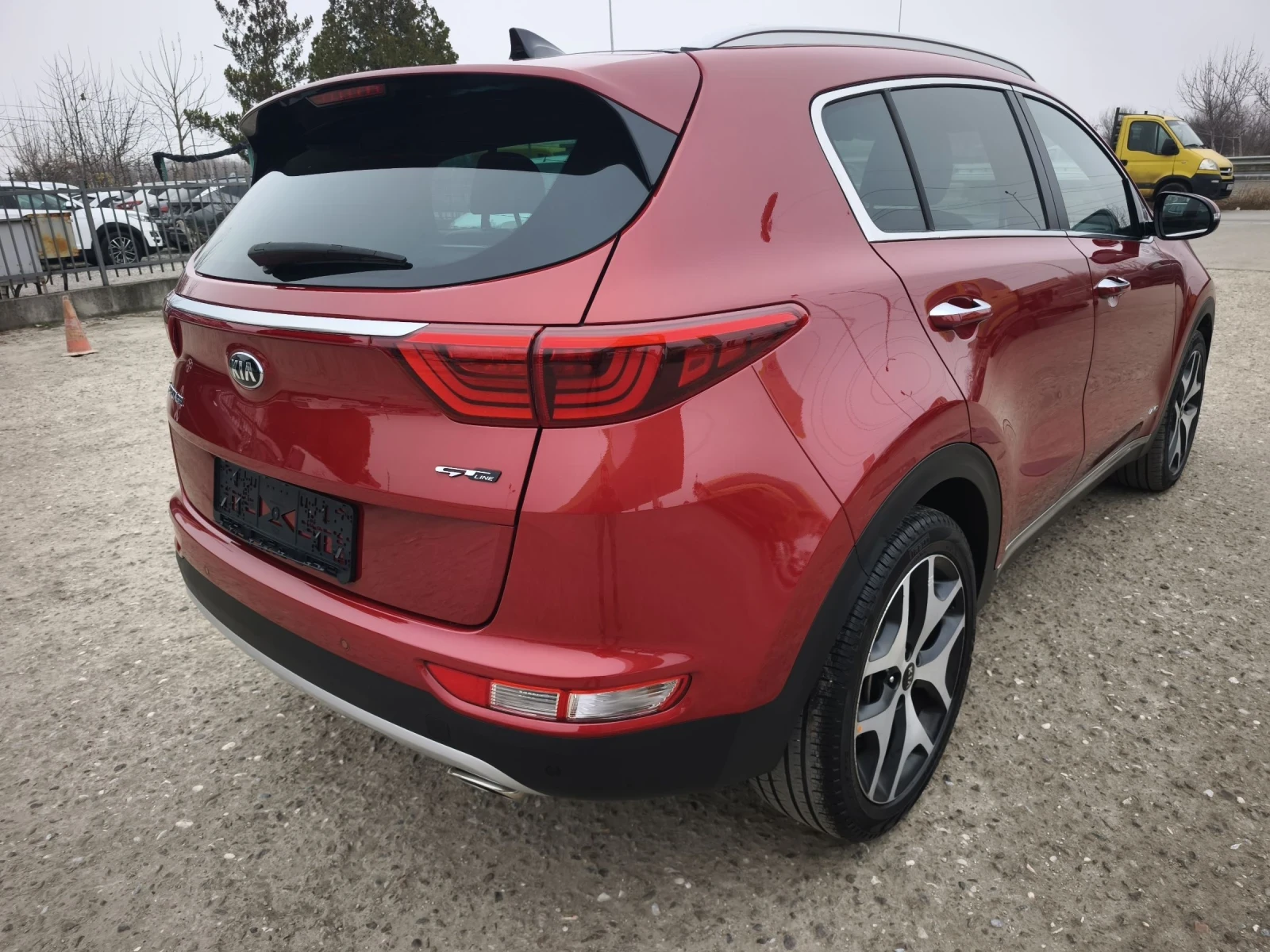 Kia Sportage 2.0d 185kc GT LINE FULL SERVICE IN KIA NEW  - изображение 4