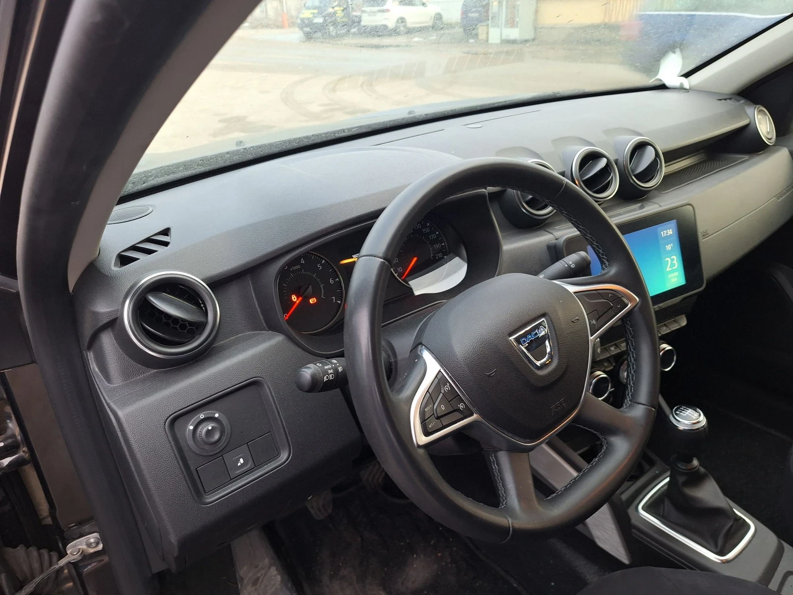 Dacia Duster 1.5BHDI EURO6 | Mobile.bg � ����������� 9