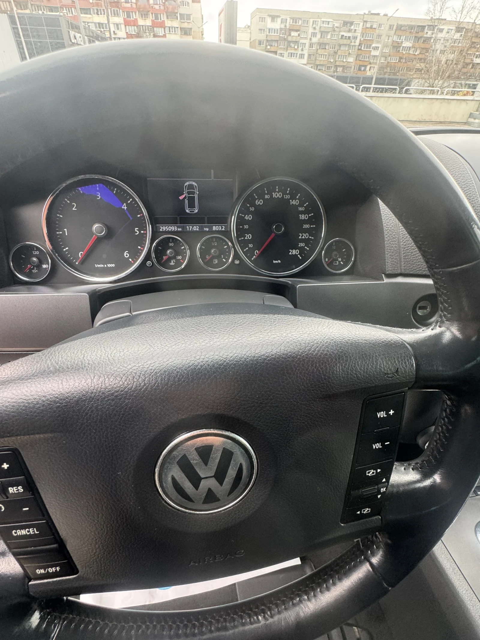 VW Touareg 3.0 TDI НОРМАЛНО ОКАЧВАНЕП ПЕЧКА WEBASTO, снимка 10 - Автомобили и джипове - 53931443