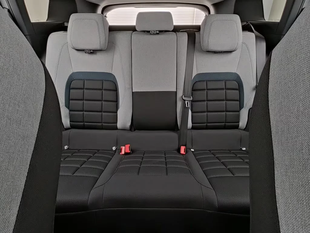 Citroen C5 Aircross НОВ!ELECTRO/213HP/CAM/KOMFORT/ACC/LED/DIGITAL/278z, снимка 13 - Автомобили и джипове - 54120918