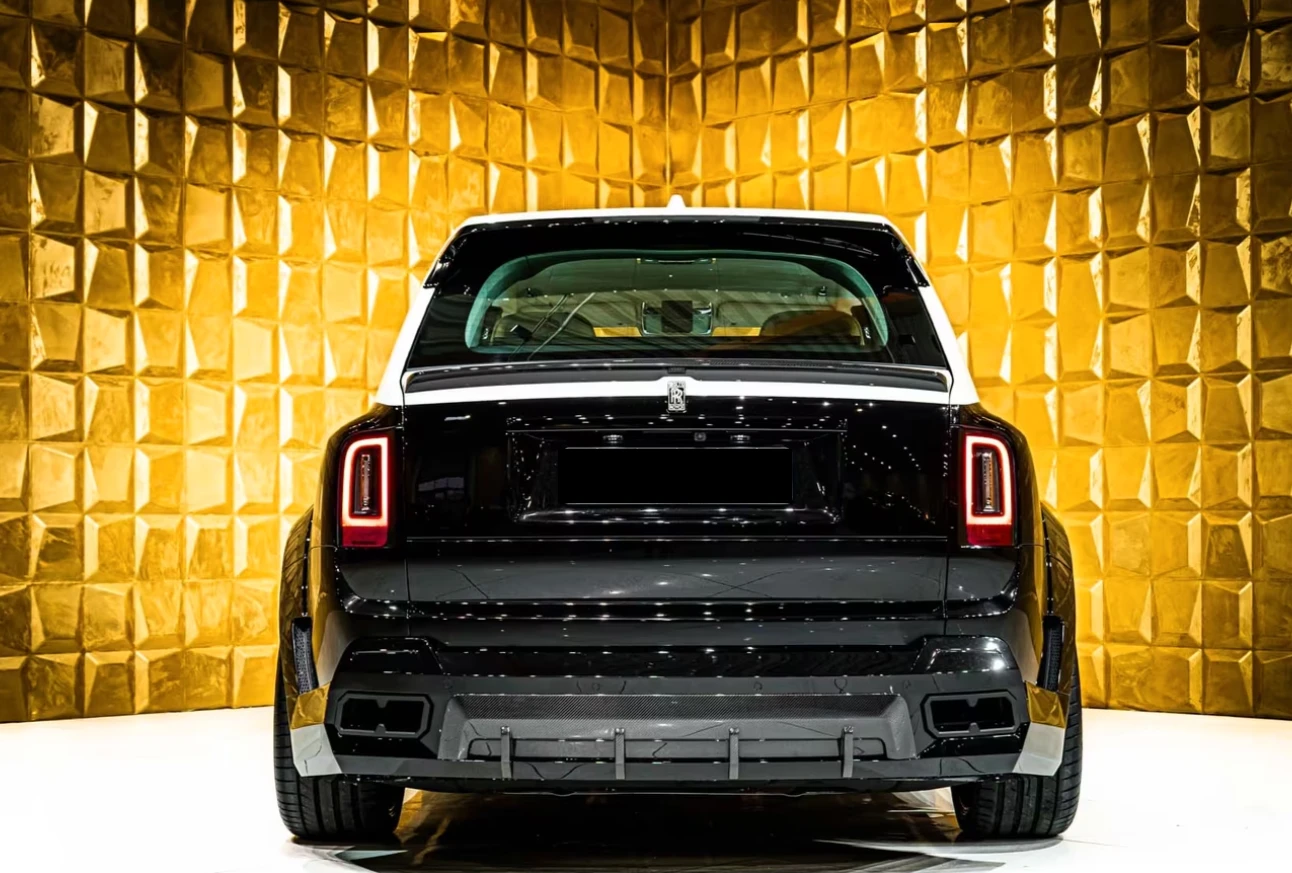 Rolls-Royce Cullinan SERIES II / FACELIFT / NOVITEC / STARLIGHT /, снимка 5 - Автомобили и джипове - 54302522