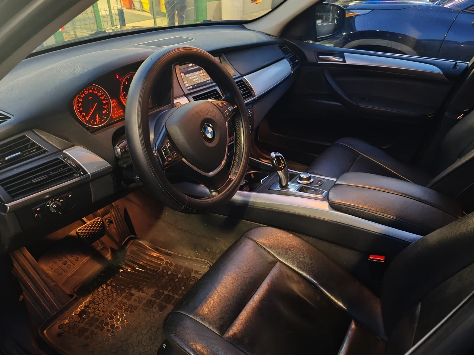 BMW X5 Швейцария - Сменени вериги и много неща, снимка 6 - Автомобили и джипове - 55242758