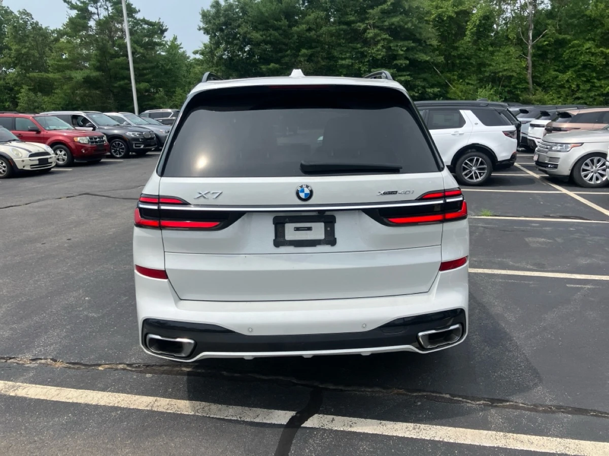 BMW X7  Xdrive40i M-Sport, снимка 4 - Автомобили и джипове - 55310268