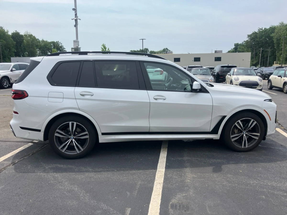 BMW X7  Xdrive40i M-Sport, снимка 5 - Автомобили и джипове - 55310268