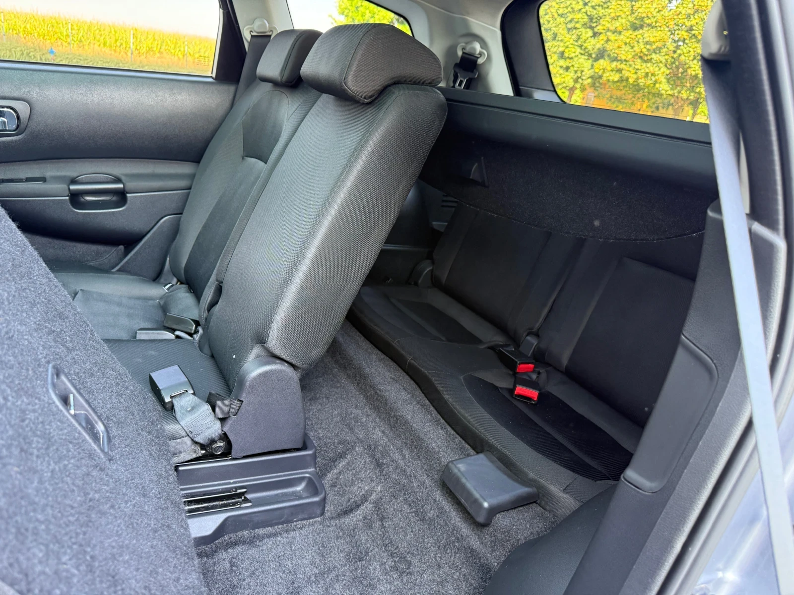 Nissan Qashqai + 2 2.0D/150ps/4x4/6+ 1/BOSE/PANORAMA | Mobile.bg � ����������� 13