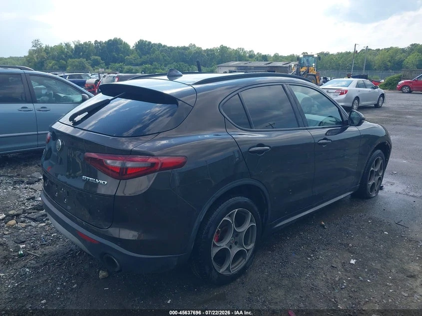 Alfa Romeo Stelvio 2.0l Sport Awd, снимка 4 - Автомобили и джипове - 55591555
