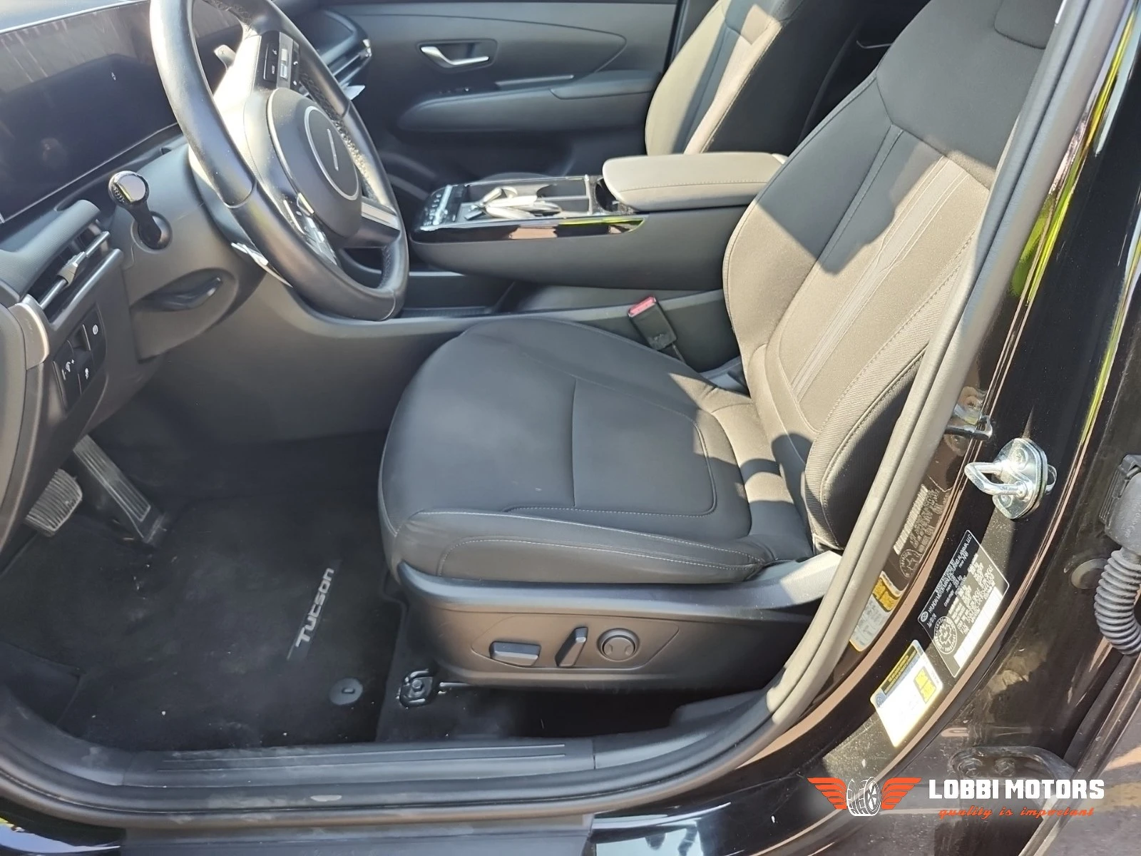 Hyundai Tucson, снимка 3 - Автомобили и джипове - 55954625