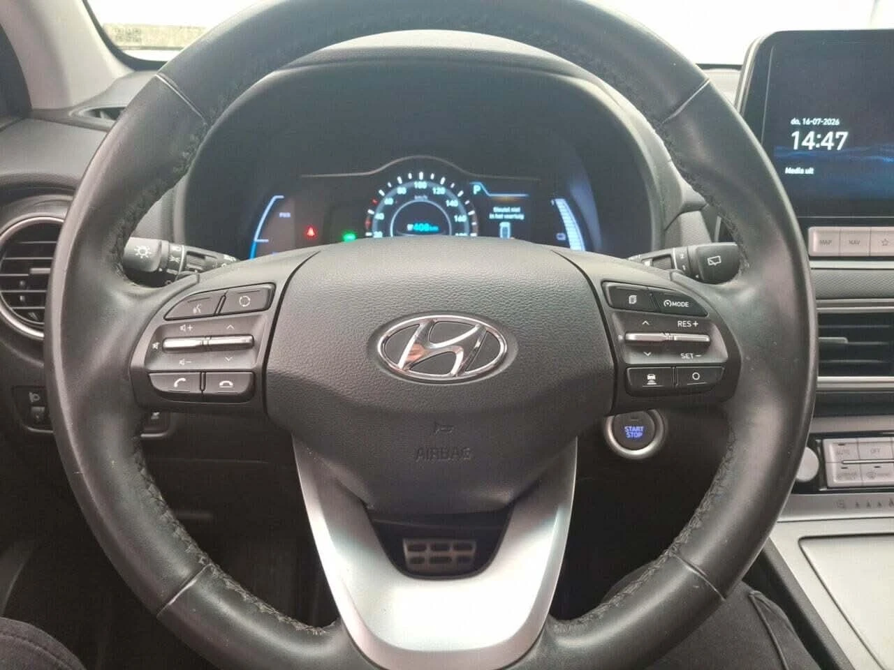 Hyundai Kona 64 kWh Fashion, снимка 5 - Автомобили и джипове - 56275558