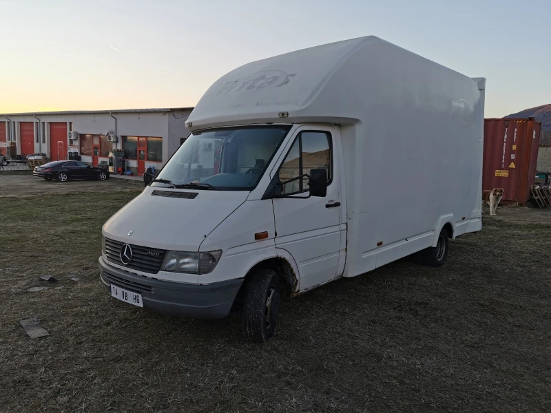 Mercedes-Benz 412 САМО ФУРГОНА / КЕМПЕР, снимка 10 - Бусове и автобуси - 52433187