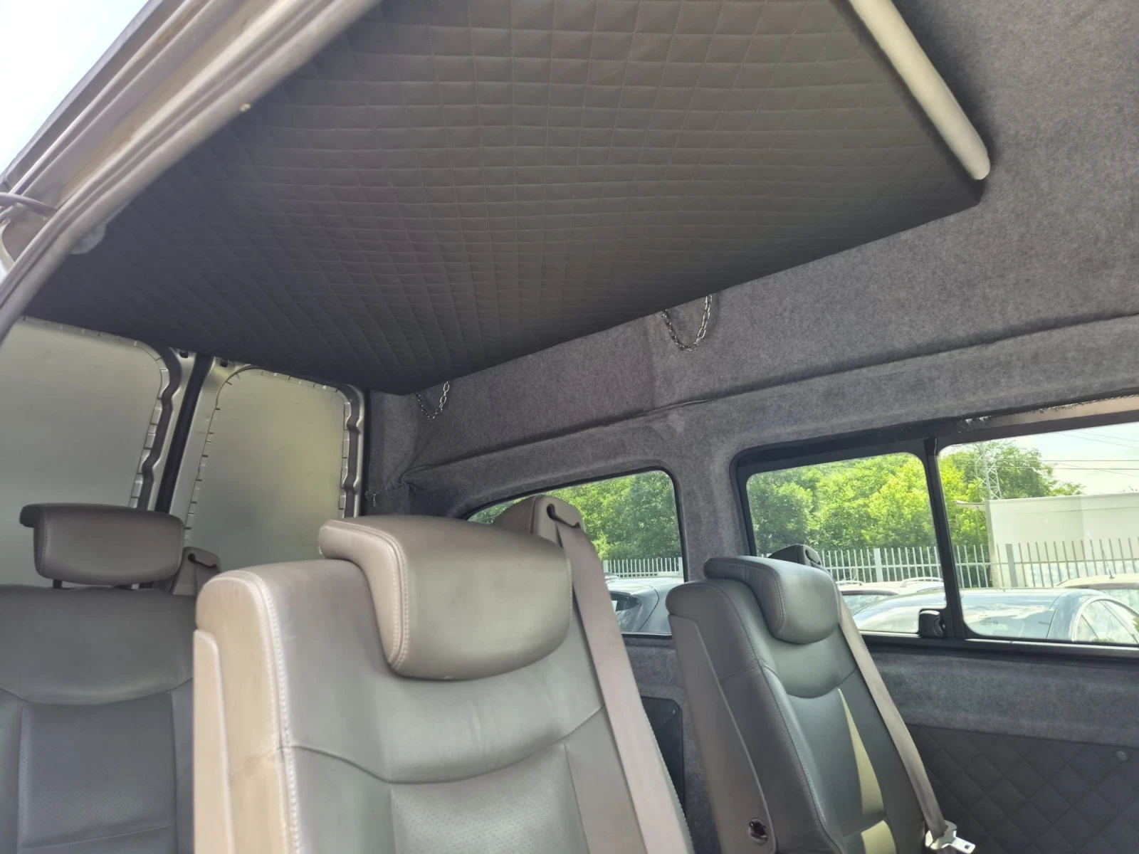 Mercedes-Benz Vito 2.2 CDI, снимка 10 - Бусове и автобуси - 54924141