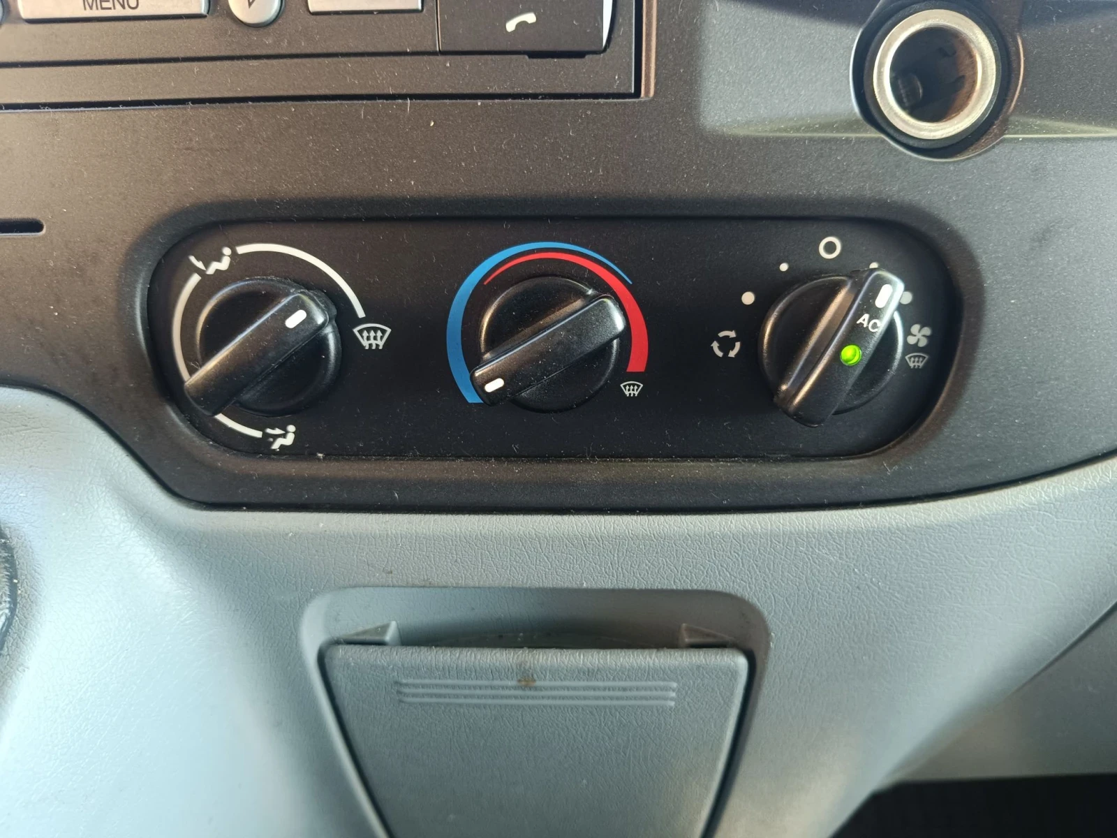 Ford Transit 2.2, снимка 10 - Бусове и автобуси - 56127902
