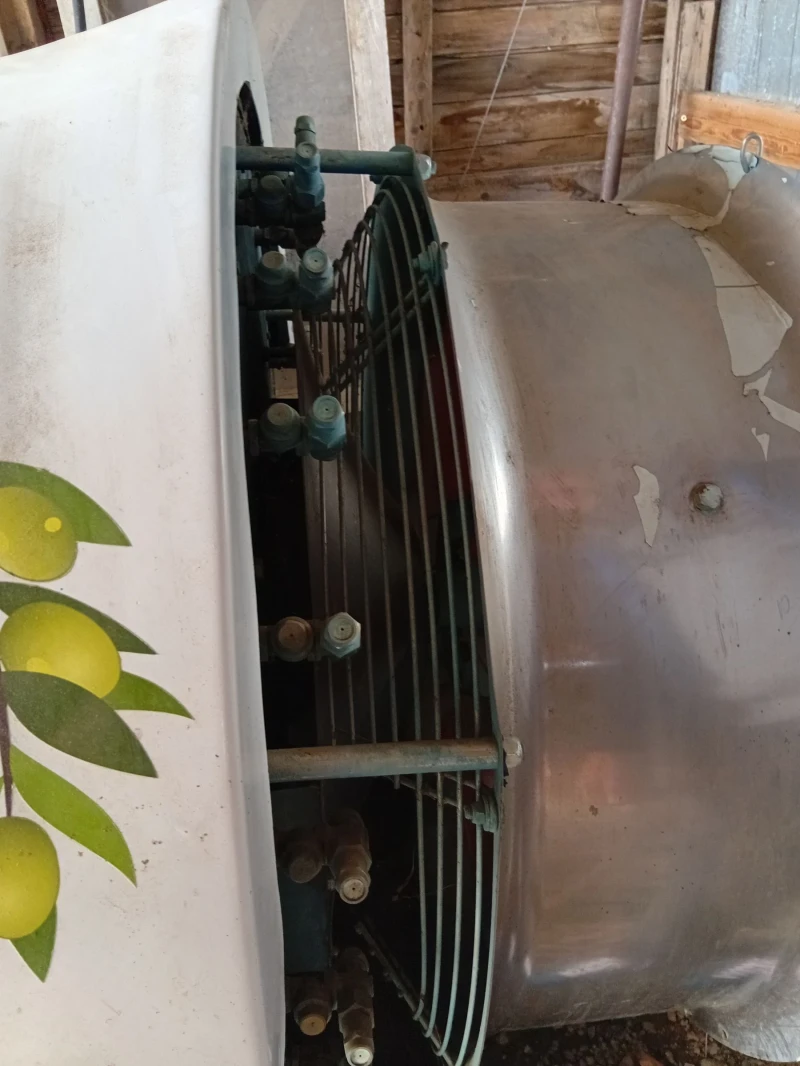 Самоходна пръскачка Друга марка, снимка 4 - Селскостопанска техника - 53583047