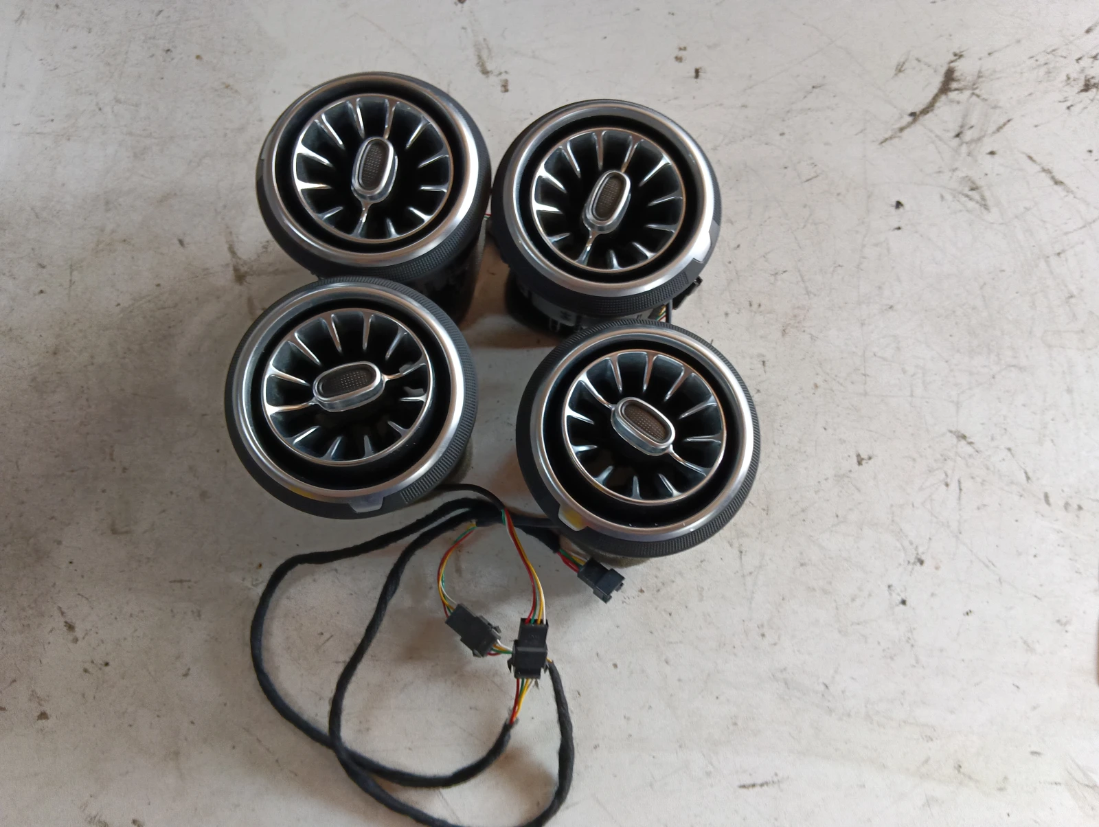 духалки комплект 8V0820901 Audi A3