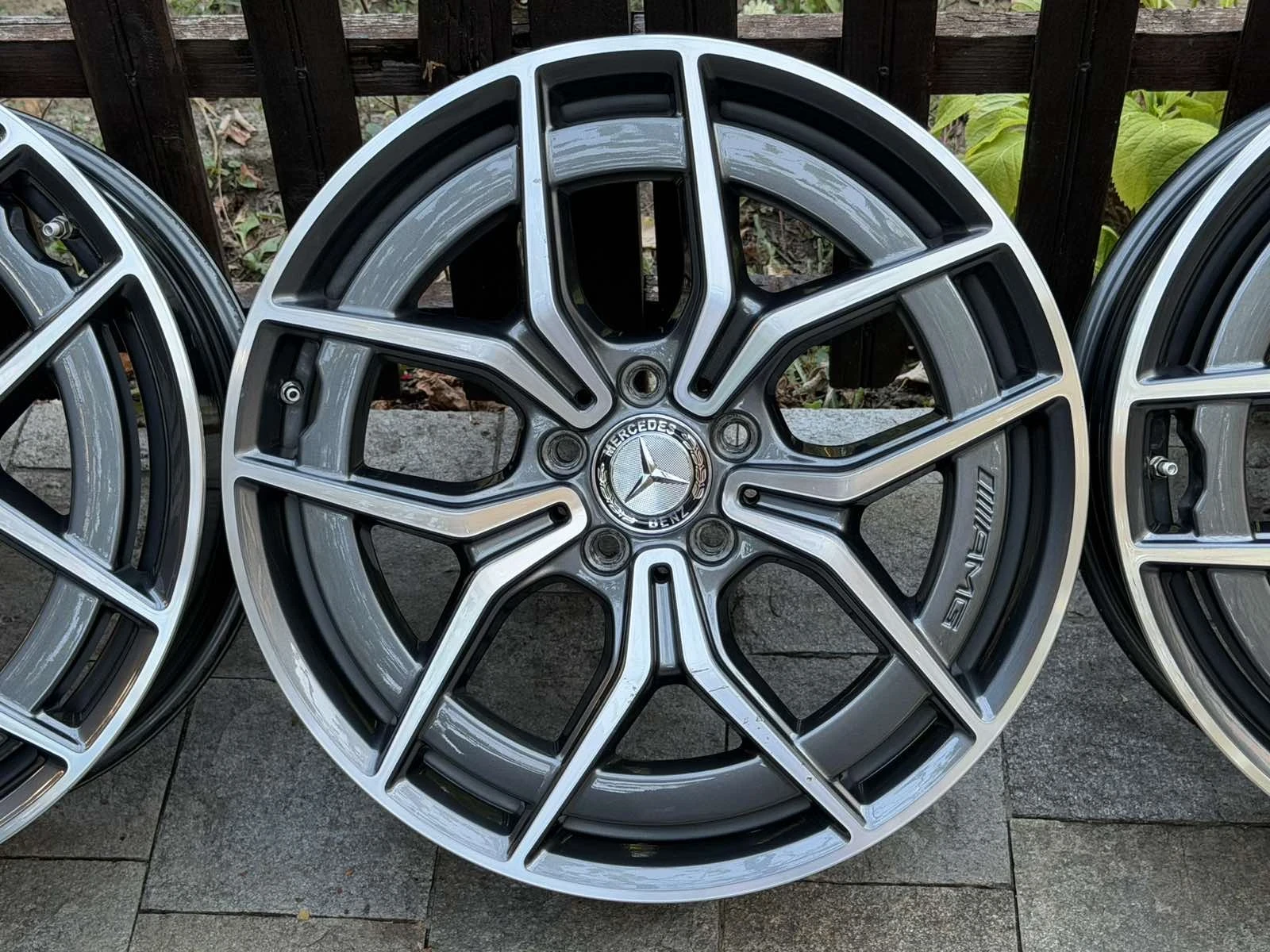Джанти за Mercedes-Benz, снимка 3 - Гуми и джанти - 56047626