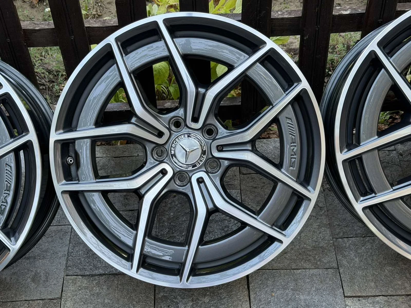 Джанти за Mercedes-Benz, снимка 4 - Гуми и джанти - 56047626
