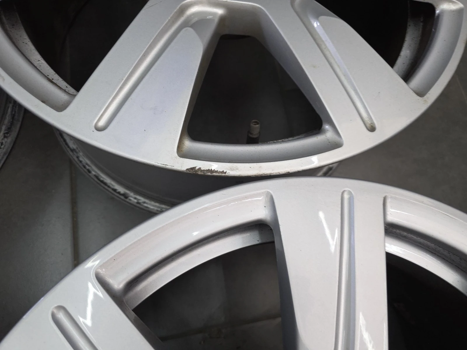 Джанти за Audi, снимка 9 - Гуми и джанти - 56688041