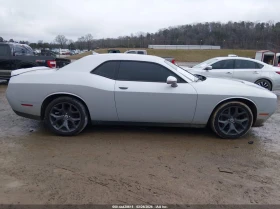 Dodge Challenger 3.6l Sxt, снимка 13