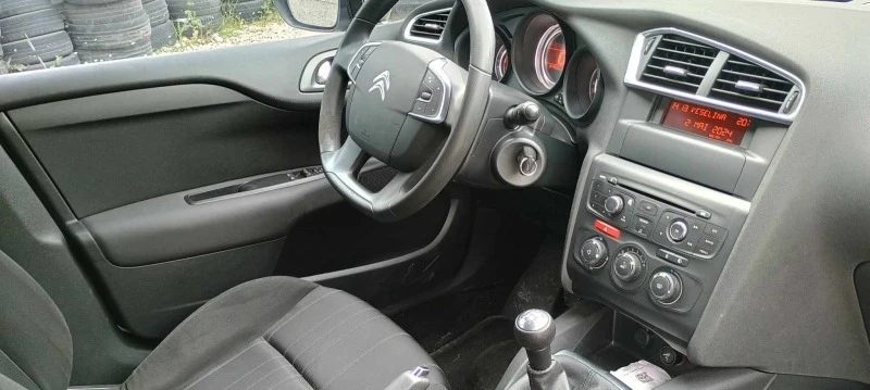 Citroen C4 1.4, снимка 16 - Автомобили и джипове - 46176193