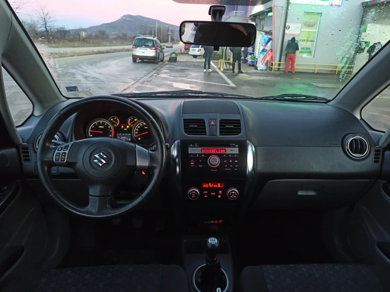 Suzuki SX4, снимка 7 - Автомобили и джипове - 48394399