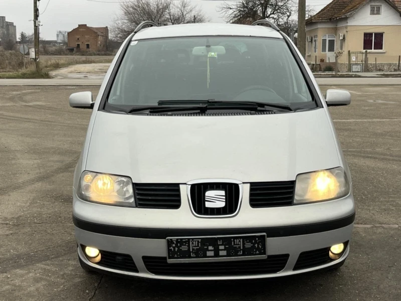 Seat Alhambra 1.9TDI/Автоматик/Кожа/Нов Внос, снимка 3 - Автомобили и джипове - 48506777