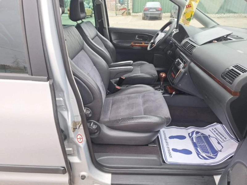 Seat Alhambra 1.9TDI/Автоматик/Кожа/Нов Внос, снимка 7 - Автомобили и джипове - 48506777