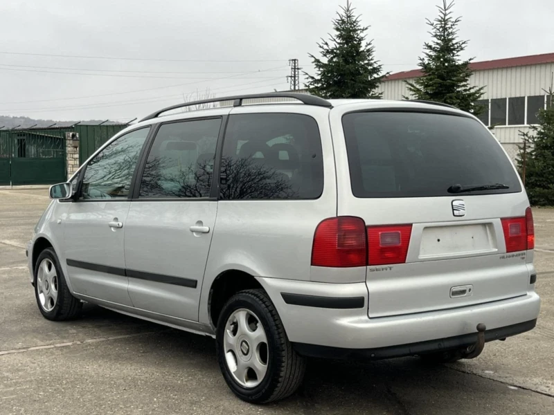 Seat Alhambra 1.9TDI/Автоматик/Кожа/Нов Внос, снимка 4 - Автомобили и джипове - 48506777