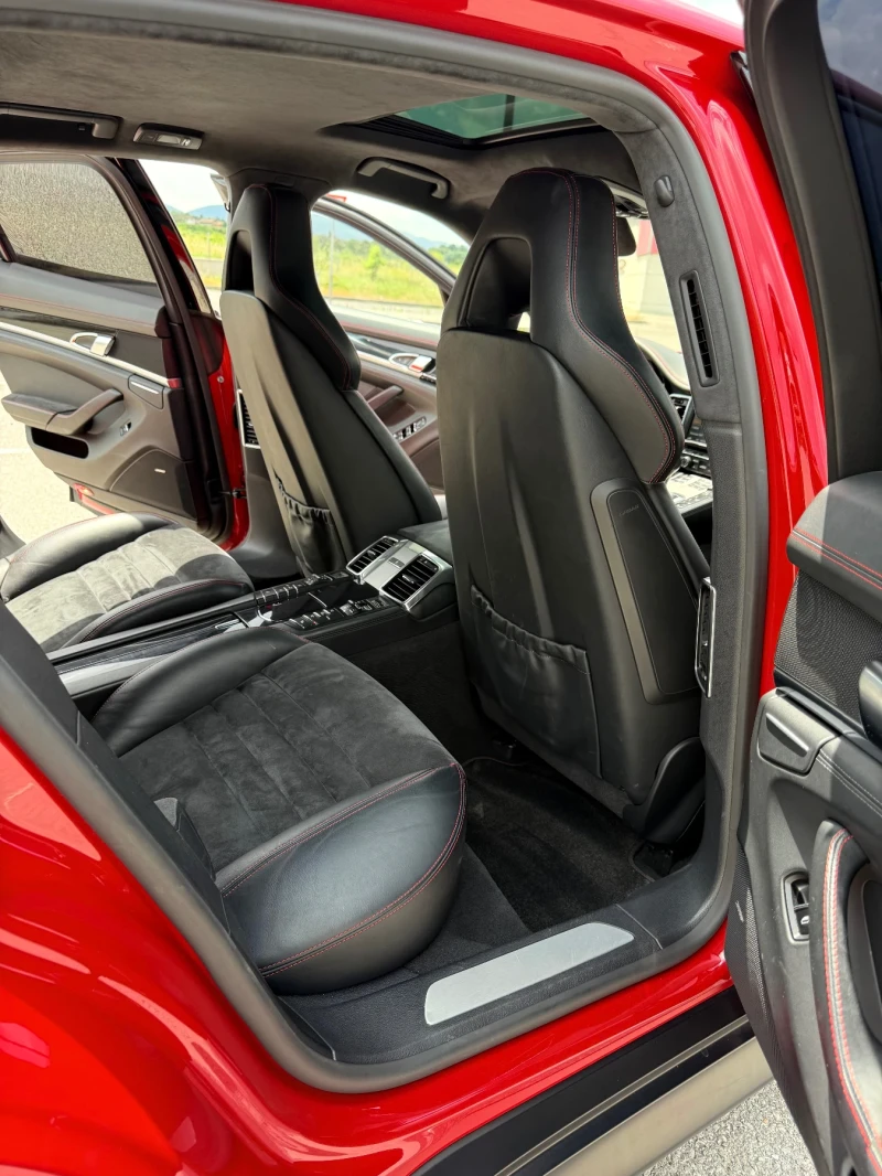 Porsche Panamera GTS 4.8, снимка 14 - Автомобили и джипове - 51947759