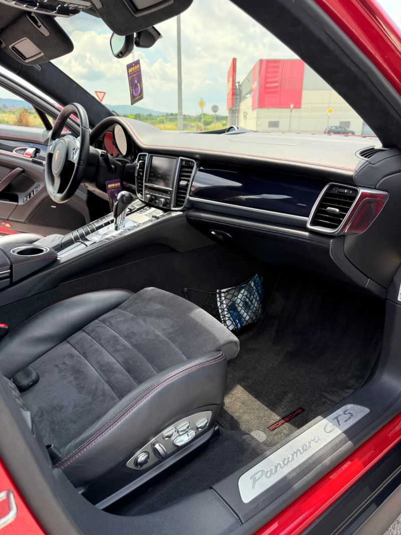 Porsche Panamera GTS 4.8, снимка 11 - Автомобили и джипове - 51947759