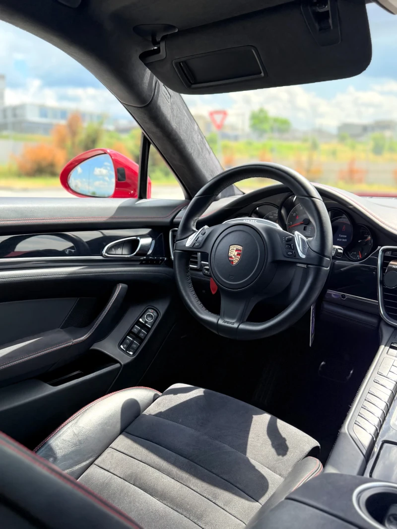 Porsche Panamera GTS 4.8, снимка 9 - Автомобили и джипове - 51947759