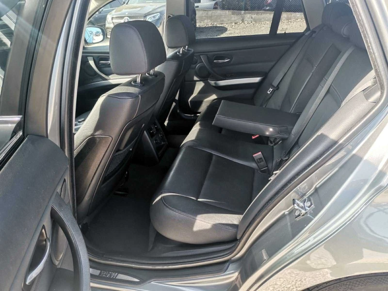 BMW 330 3.0 I AUTO SWISS, снимка 11 - Автомобили и джипове - 51080873