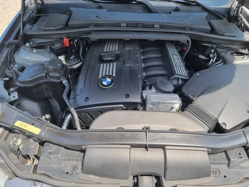 BMW 330 3.0 I AUTO SWISS, снимка 15 - Автомобили и джипове - 51080873