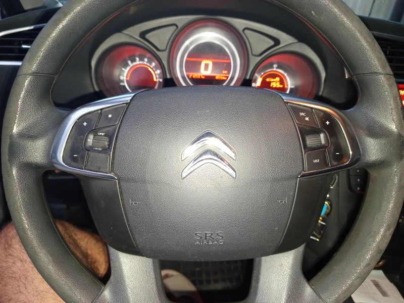 Citroen C4, снимка 6 - Автомобили и джипове - 51896634