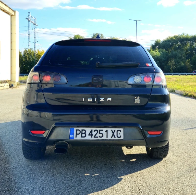 Seat Ibiza, снимка 4 - Автомобили и джипове - 52547022