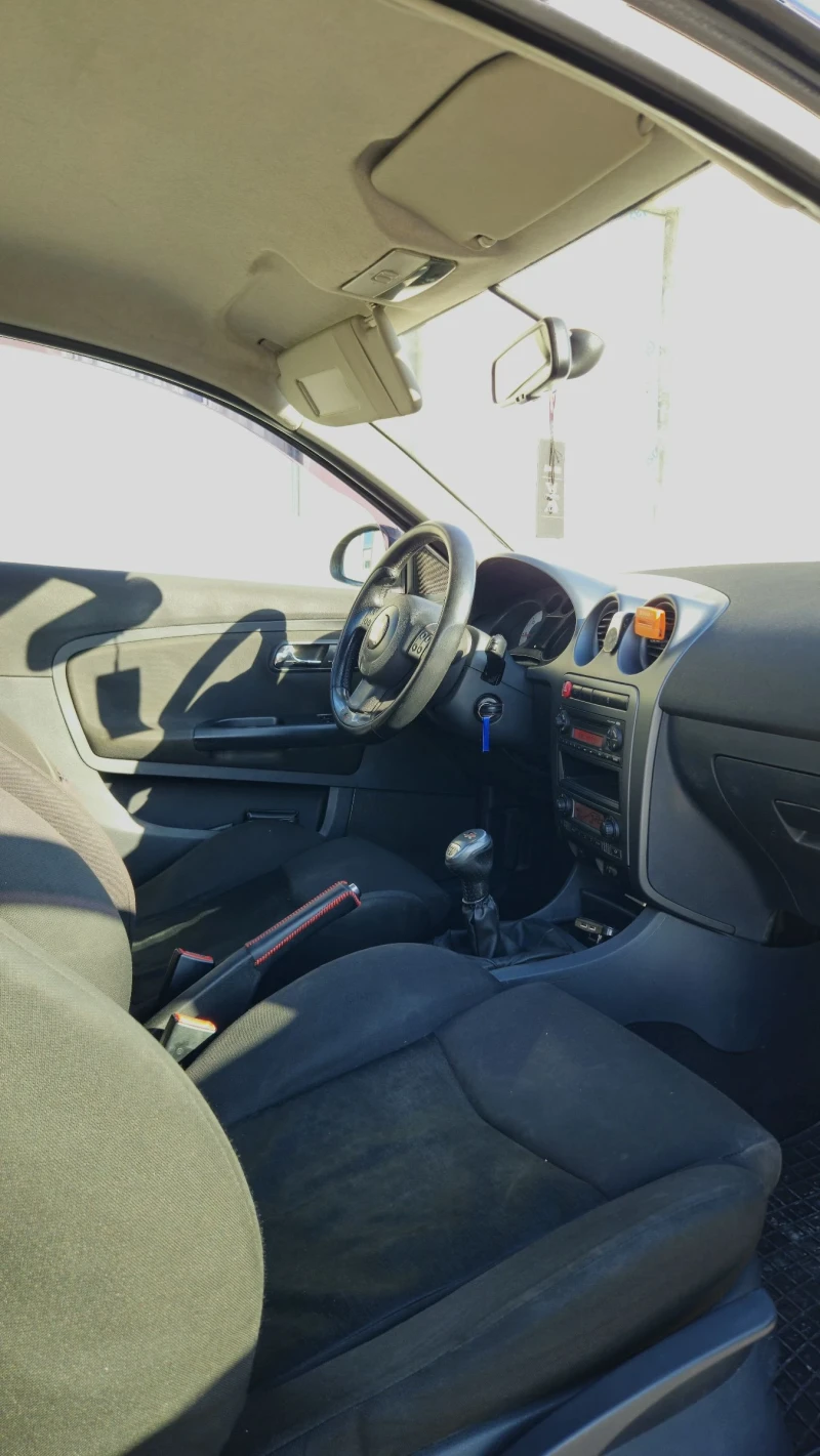 Seat Ibiza, снимка 12 - Автомобили и джипове - 52547022