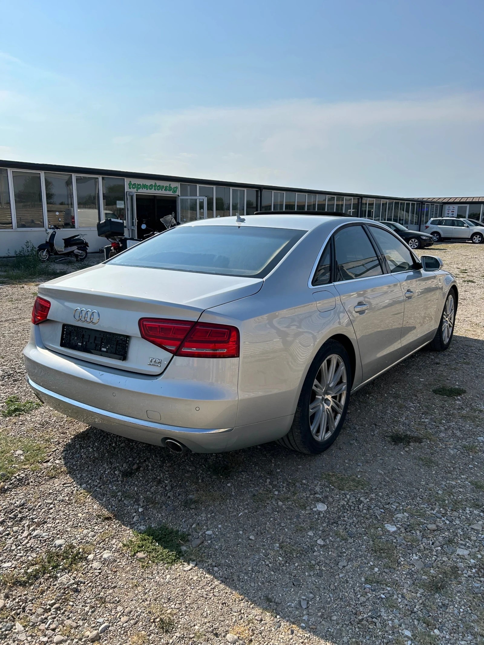 Audi A8 4.2 TDI - изображение 5