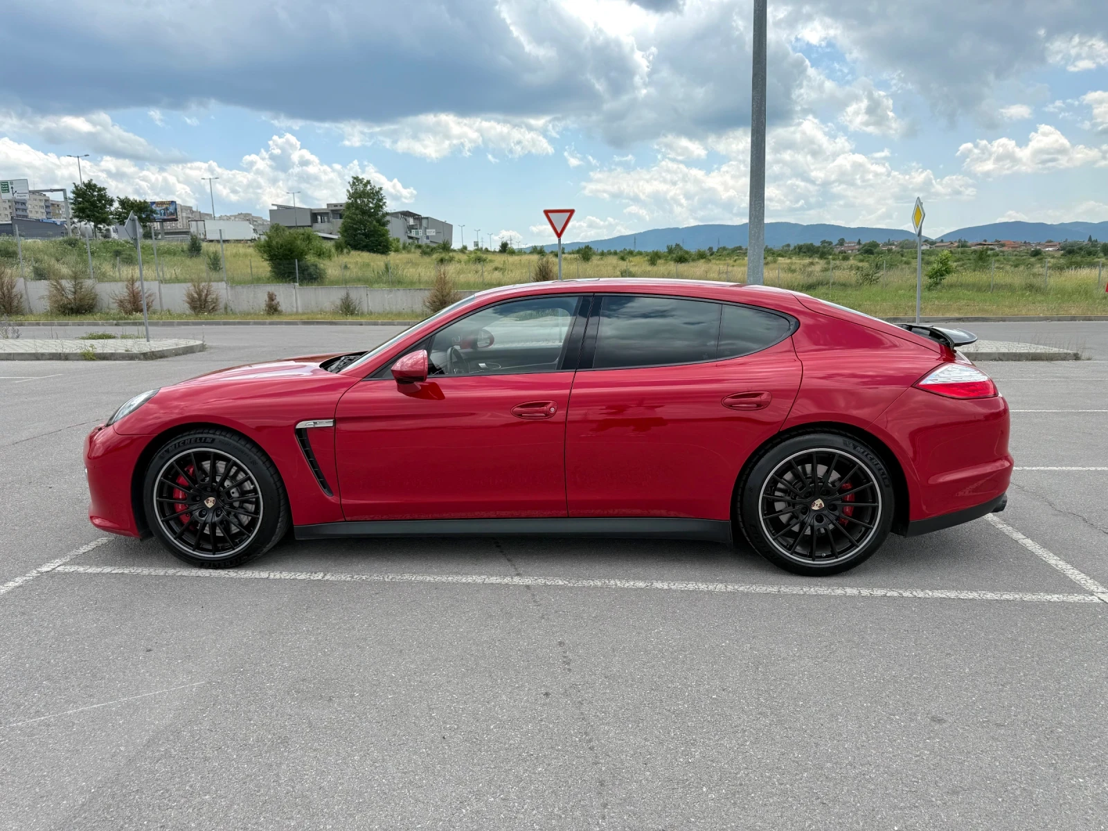 Porsche Panamera GTS 4.8 - изображение 5