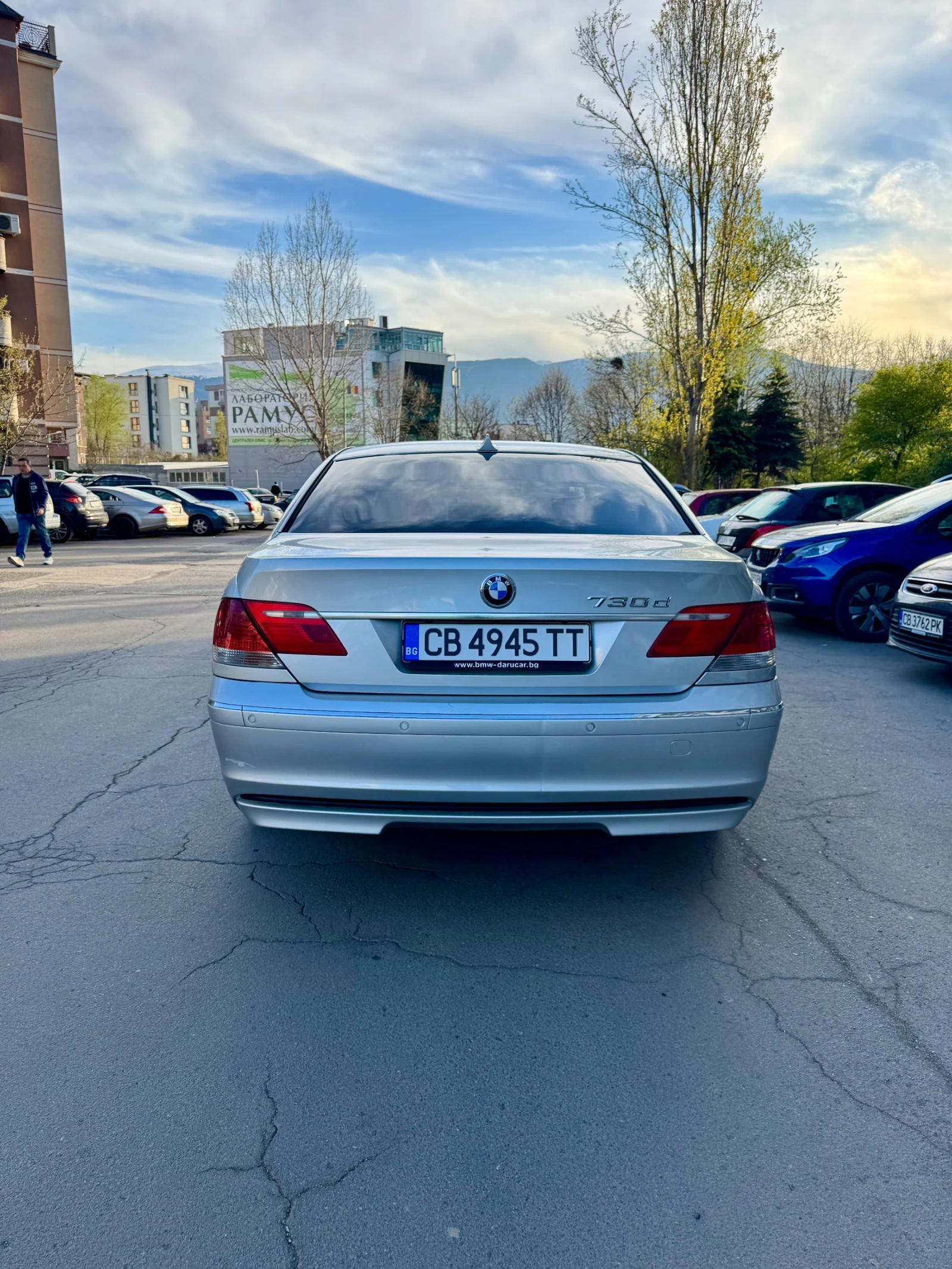 BMW 730 FACELIFT - изображение 6