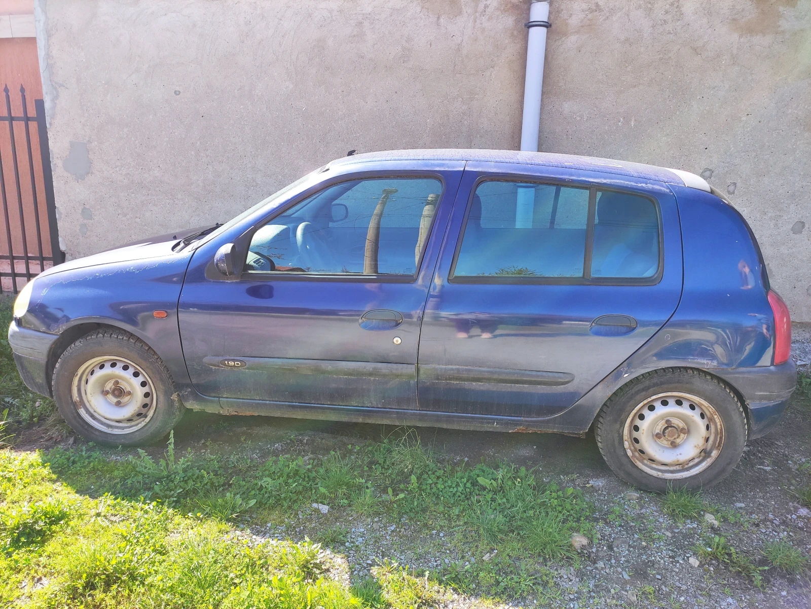 Renault Clio 1.9 - изображение 2