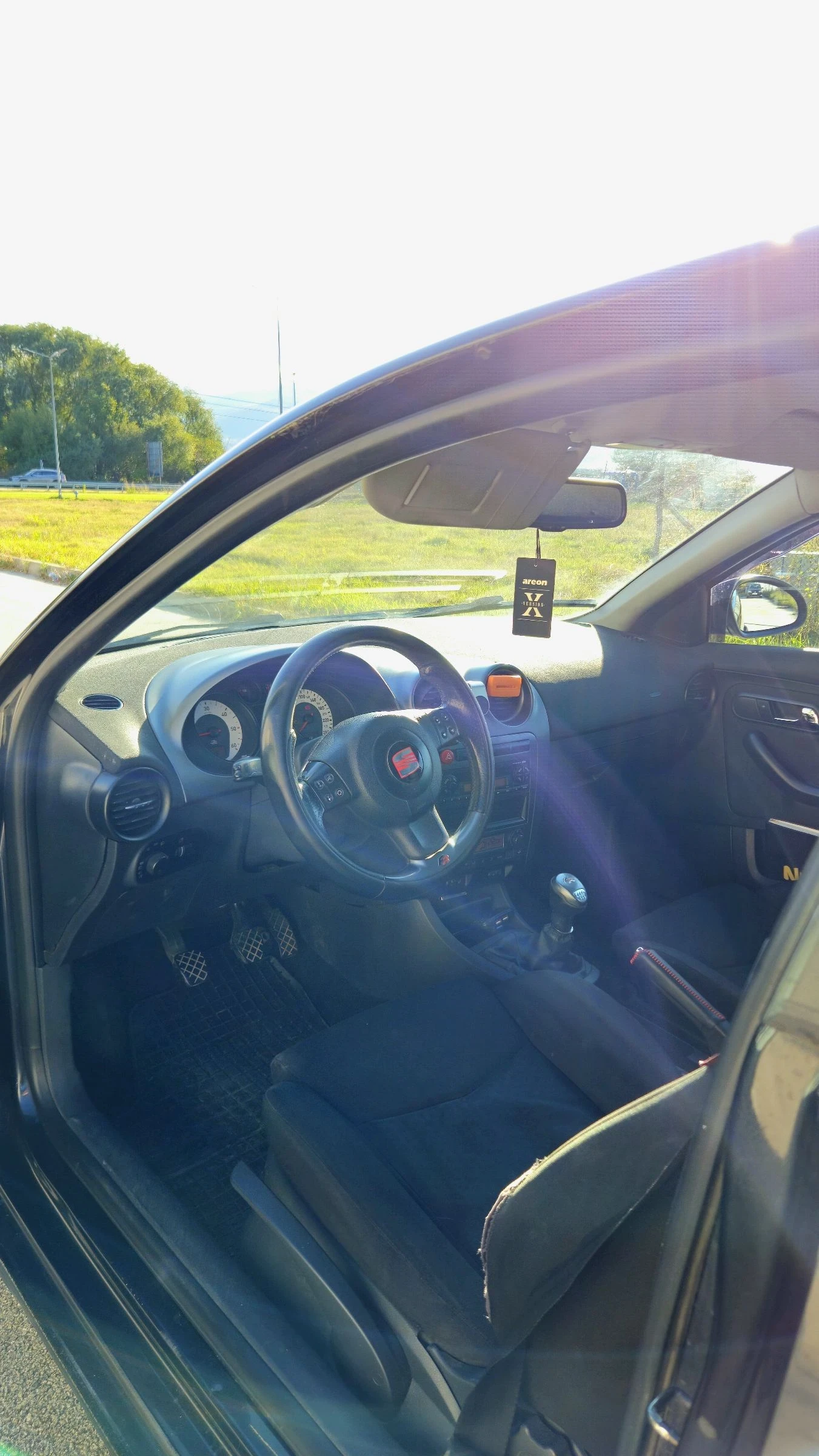 Seat Ibiza  - изображение 10